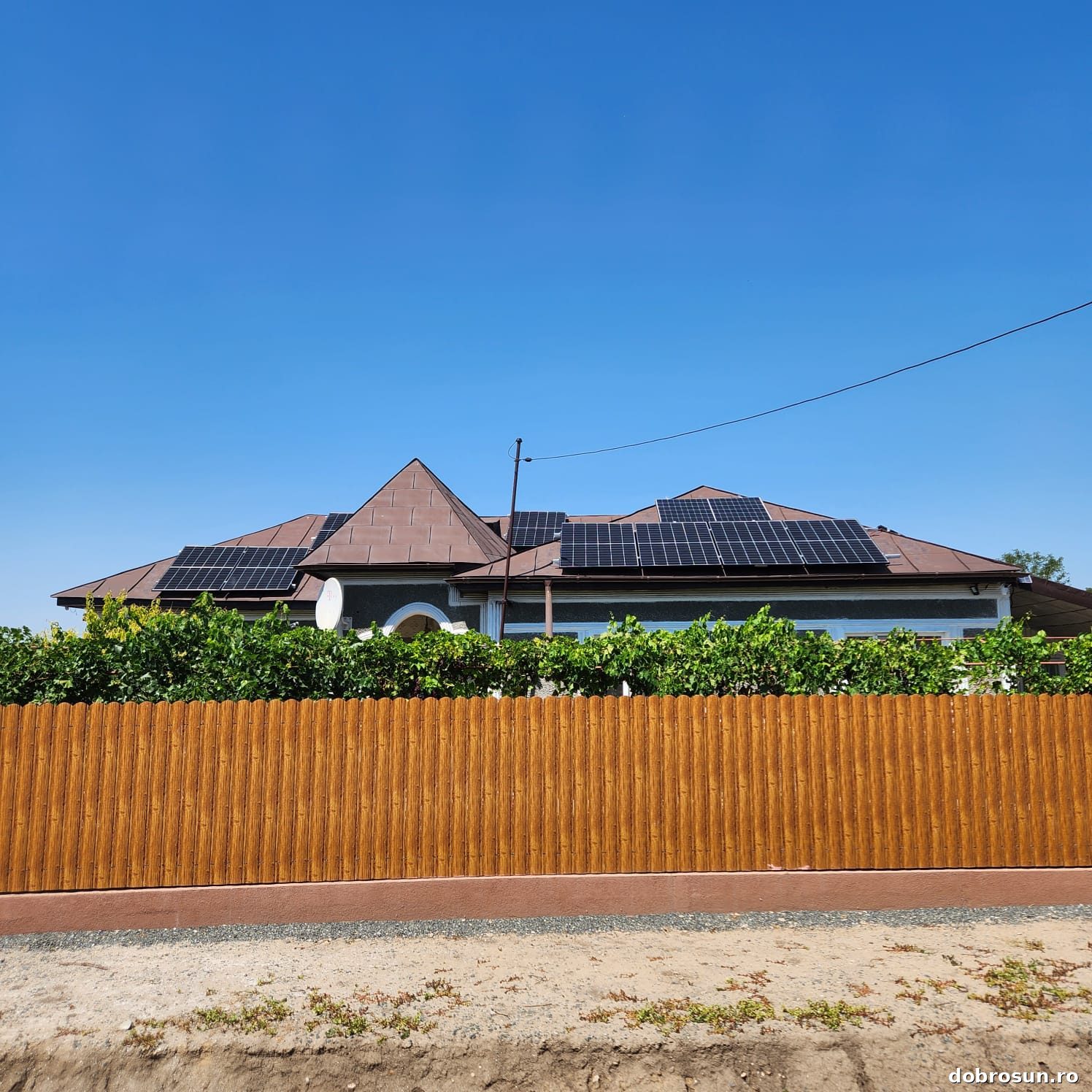 Instalație fotovoltaică realizată de Dobrosun